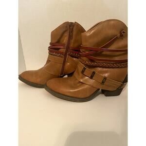 SO Woman's Boots sixe 8m